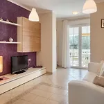 In Near The Sea And Beaches Apartament Poreč